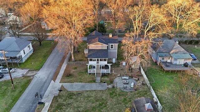 8 W 8th Street, Chickamauga, GA 30707