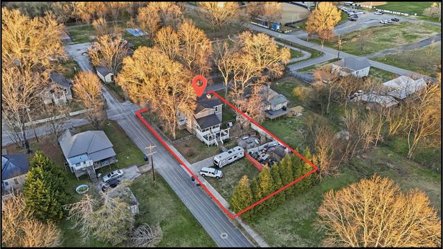 8 W 8th Street, Chickamauga, GA 30707