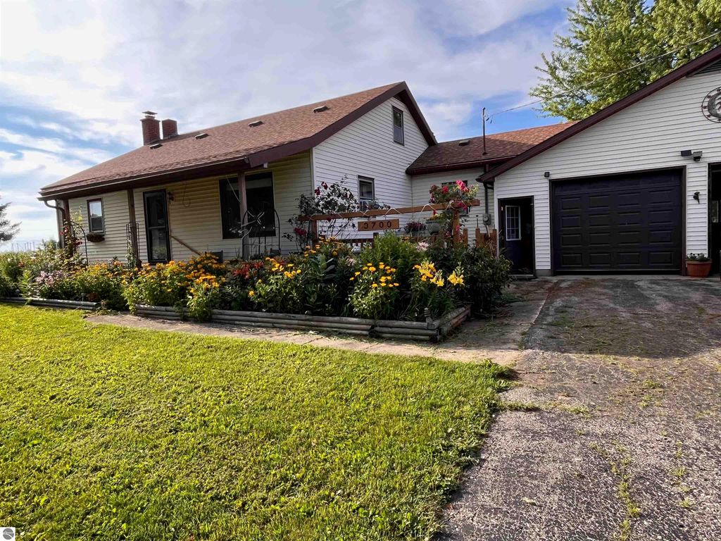 Image 58 of property listing at 3700 Red School Road, Kingsley, MI 49649