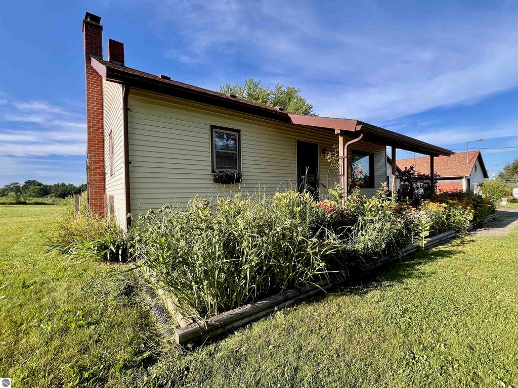 Image 63 of property listing at 3700 Red School Road, Kingsley, MI 49649