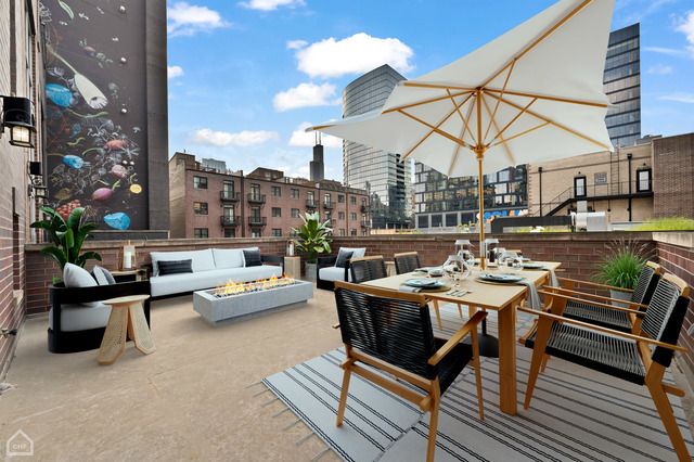 819 W Fulton Street 2, Chicago, IL 60607