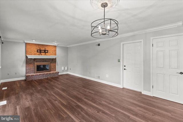 2022 WALFIELD DR, Lancaster, PA 17601