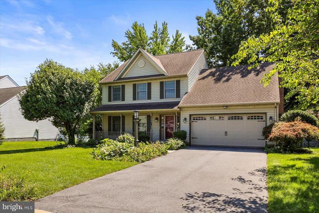 2022 WALFIELD DR, Lancaster, PA 17601