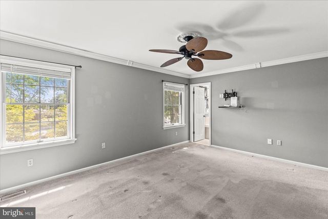 2022 WALFIELD DR, Lancaster, PA 17601