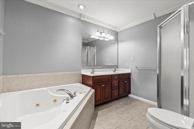 2022 WALFIELD DR, Lancaster, PA 17601
