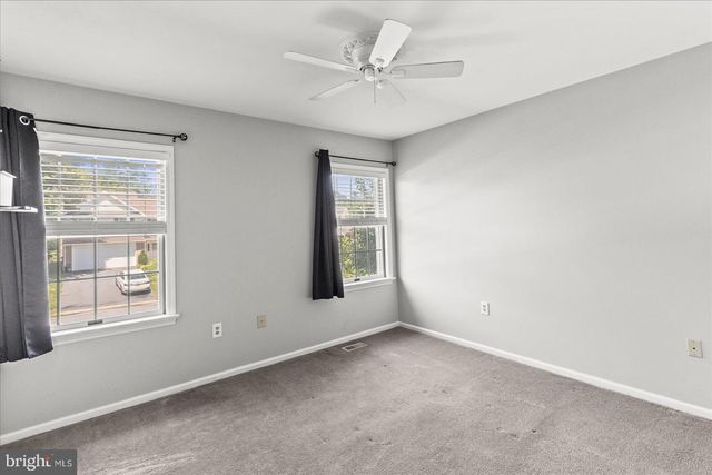 2022 WALFIELD DR, Lancaster, PA 17601