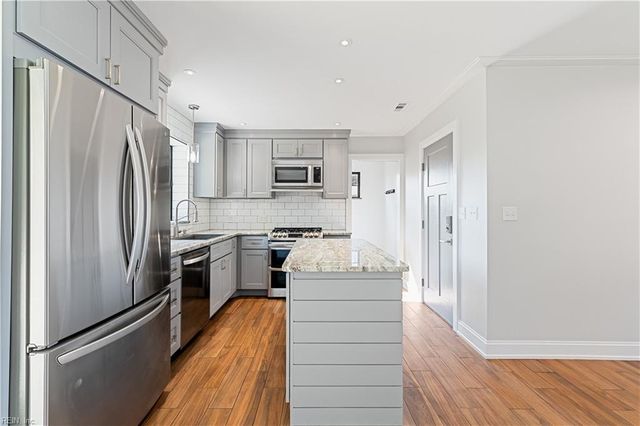 9622 Densmore PL, Norfolk, VA 23503
