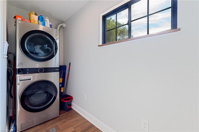 9622 Densmore PL, Norfolk, VA 23503