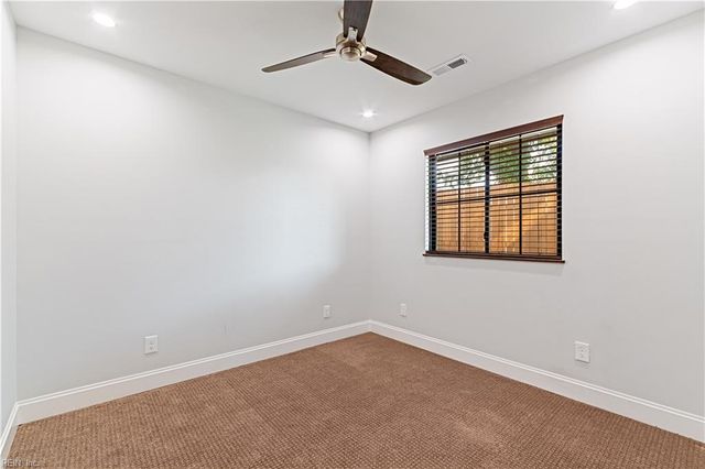 9622 Densmore PL, Norfolk, VA 23503