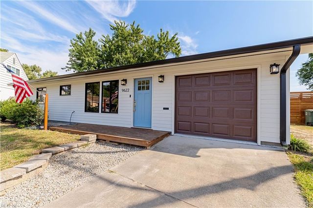 9622 Densmore PL, Norfolk, VA 23503