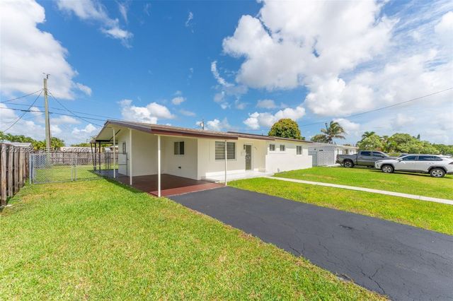 4211 SW 97th Place, Miami, FL 33165