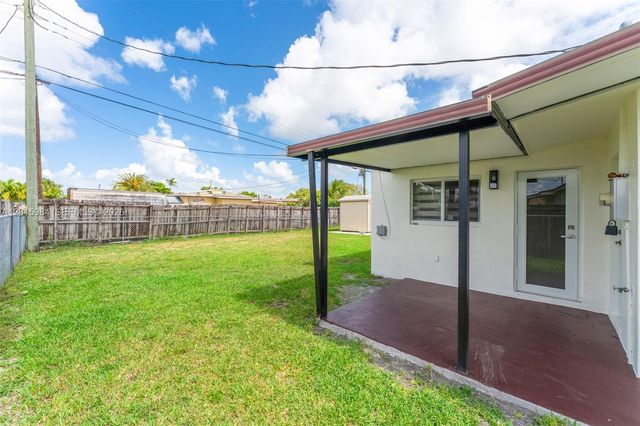 4211 SW 97th Place, Miami, FL 33165