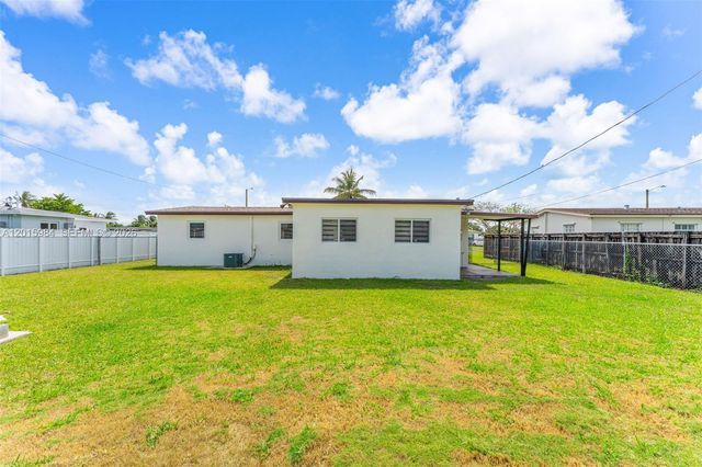 4211 SW 97th Place, Miami, FL 33165