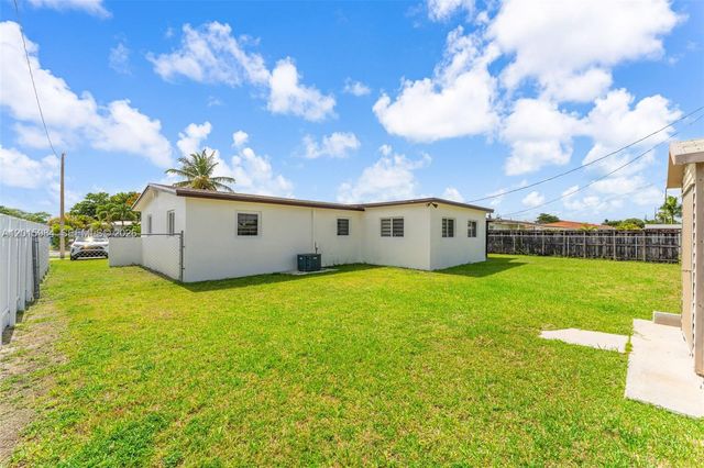 4211 SW 97th Place, Miami, FL 33165