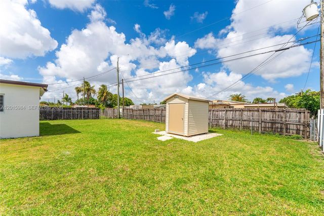 4211 SW 97th Place, Miami, FL 33165