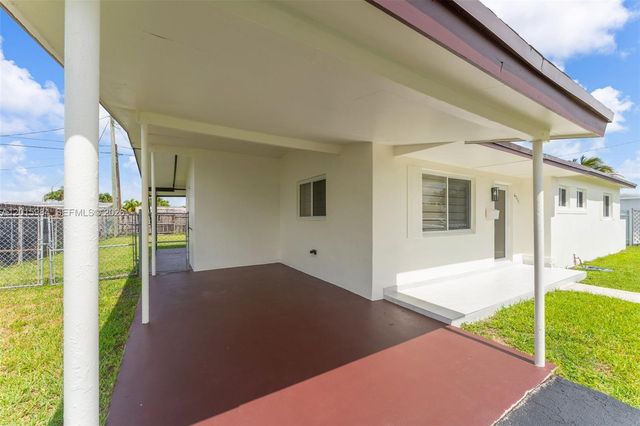 4211 SW 97th Place, Miami, FL 33165