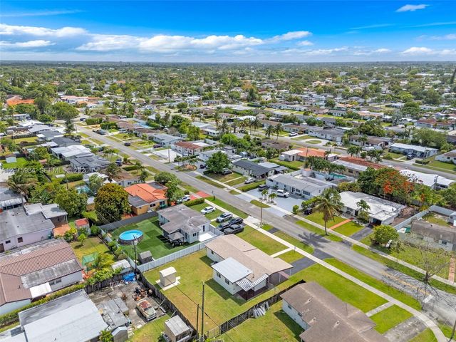4211 SW 97th Place, Miami, FL 33165