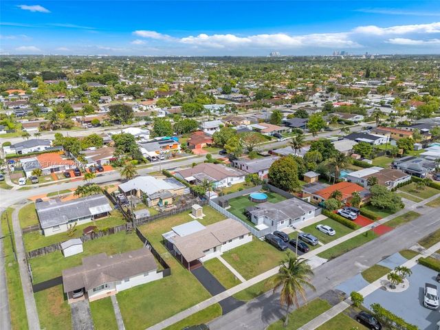4211 SW 97th Place, Miami, FL 33165