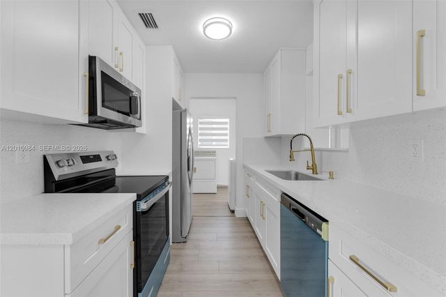 4211 SW 97th Place, Miami, FL 33165