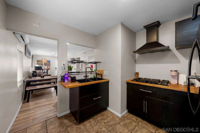 325 S 30th St, San Diego, CA 92113