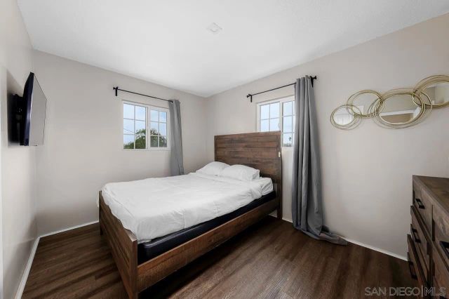 325 S 30th St, San Diego, CA 92113