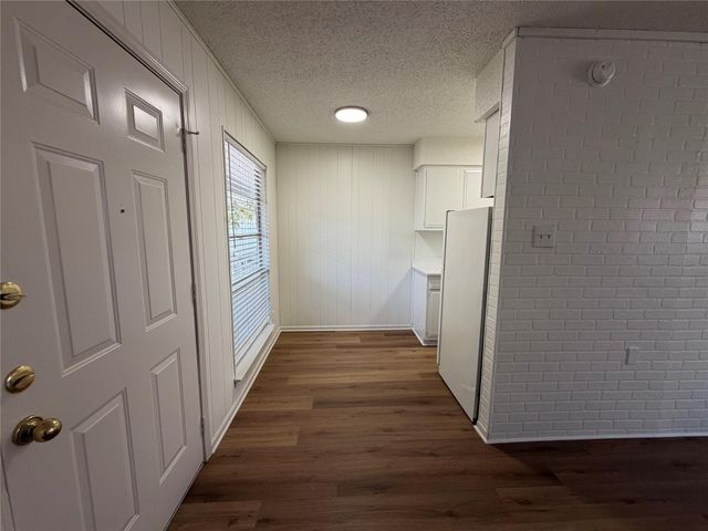 4712 Depew Ave 202, Austin, TX 78751