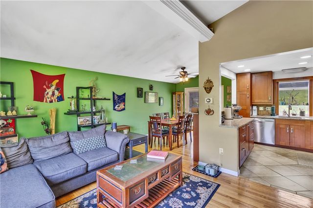 134 Bleil Dr, Shaler, PA 15116