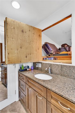 134 Bleil Dr, Shaler, PA 15116