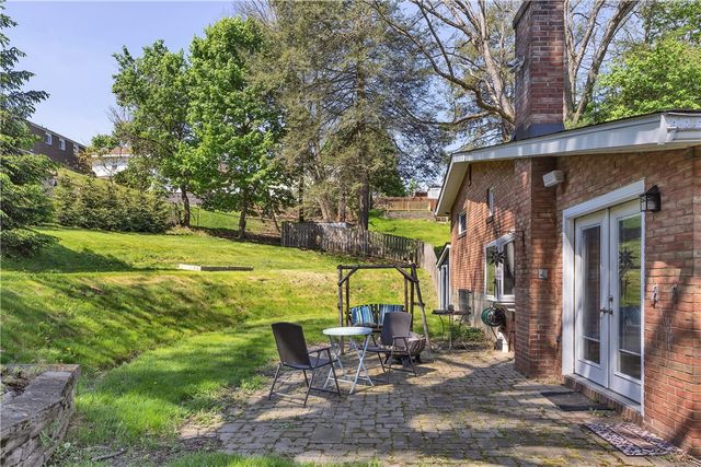 134 Bleil Dr, Shaler, PA 15116