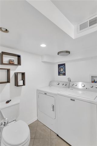 134 Bleil Dr, Shaler, PA 15116