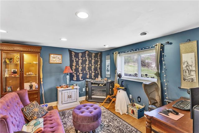 134 Bleil Dr, Shaler, PA 15116