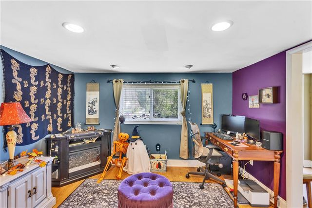 134 Bleil Dr, Shaler, PA 15116
