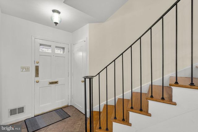 5927 BAYSHIRE RD, Springfield, VA 22152