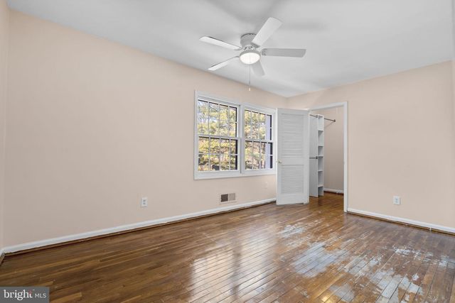 5927 BAYSHIRE RD, Springfield, VA 22152