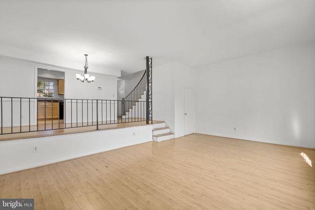 5927 BAYSHIRE RD, Springfield, VA 22152