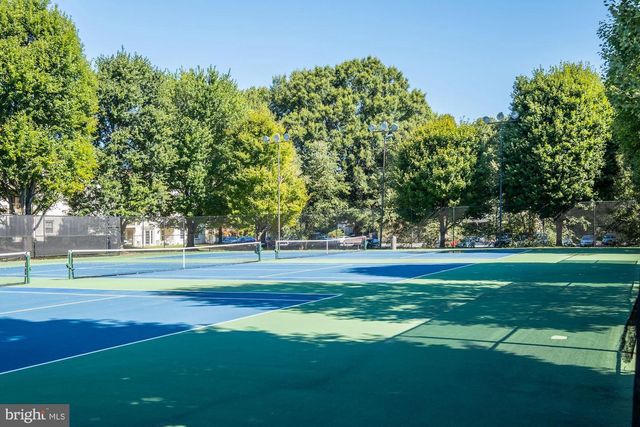 5927 BAYSHIRE RD, Springfield, VA 22152