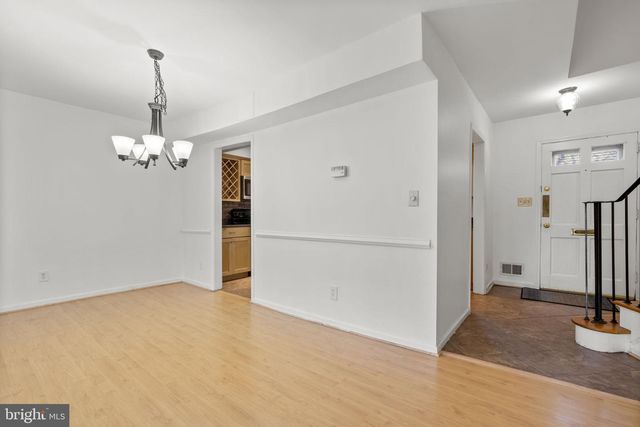 5927 BAYSHIRE RD, Springfield, VA 22152