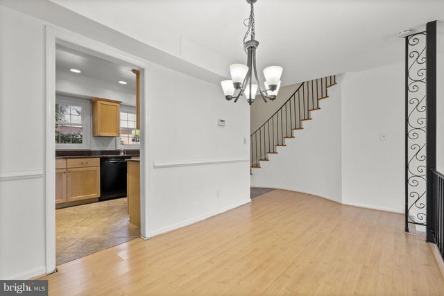 5927 BAYSHIRE RD, Springfield, VA 22152