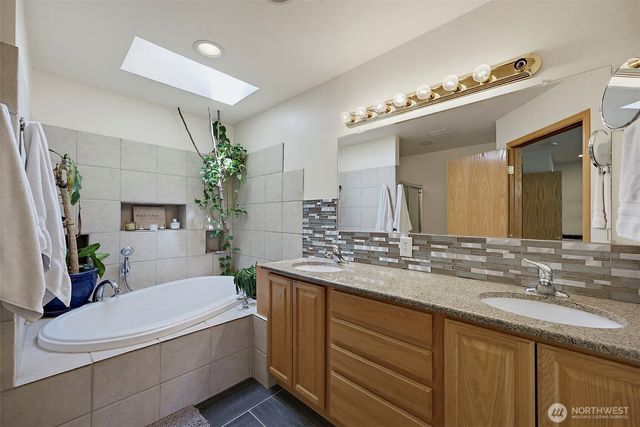 12209 133rd Avenue E, Puyallup, WA 98374