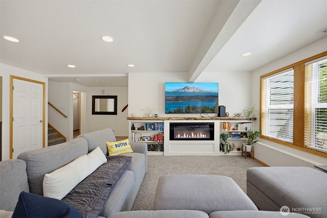 12209 133rd Avenue E, Puyallup, WA 98374