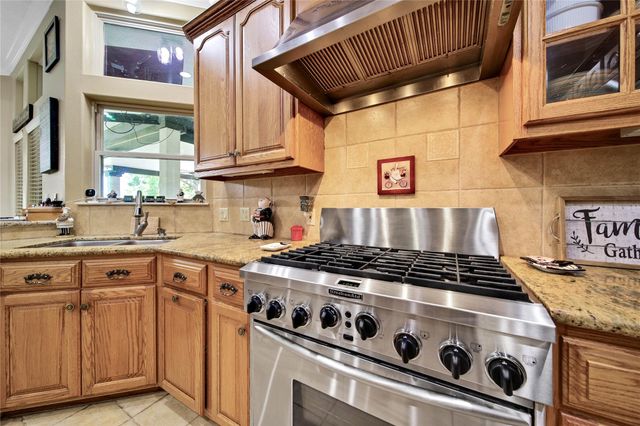 3531 Woodbine Drive, Fulshear, TX 77441