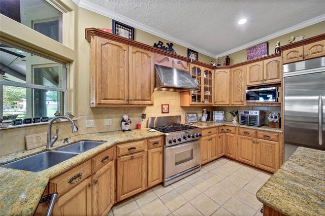 3531 Woodbine Drive, Fulshear, TX 77441