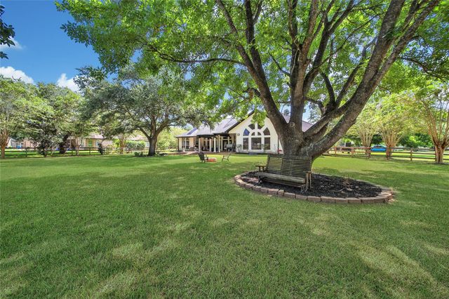 3531 Woodbine Drive, Fulshear, TX 77441