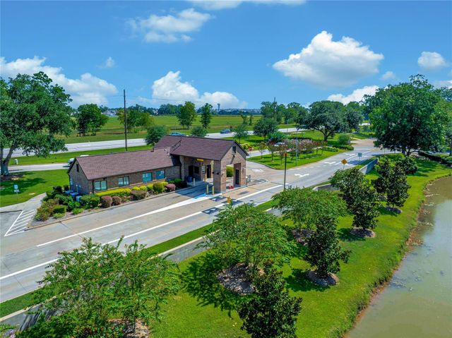 3531 Woodbine Drive, Fulshear, TX 77441