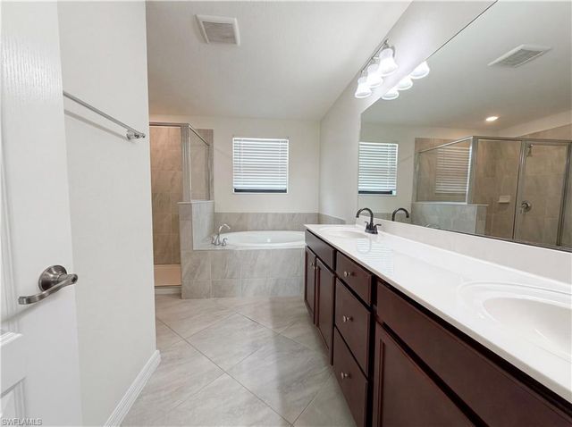 14102 Vindel CIR, Fort Myers, FL 33905