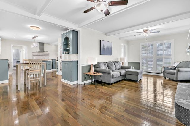 4326 Waterview Circle, North Charleston, SC 29418