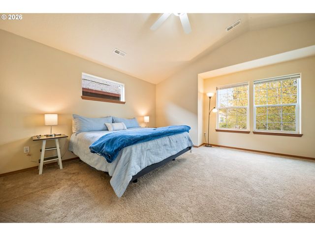 33590 Se DILL Pl, Scappoose, OR 97056