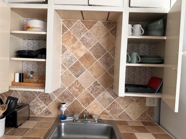 4302 Polk Street 2, Houston, TX 77023