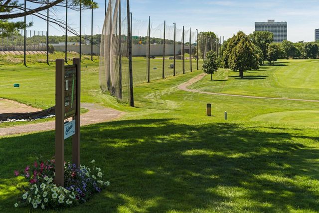 7320 Harold Avenue, Golden Valley, MN 55427