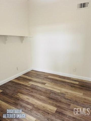 8609 Winlock Street, Bakersfield, CA 93312